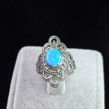 Mavi Opal Taslı 925 Ayar Gümüs Yüzük