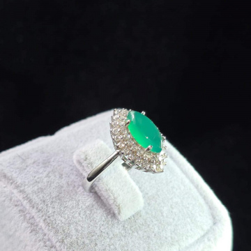 Yesil Akik Taşlı 925 Ayar Gümüş Yüzük Eflin Modeli